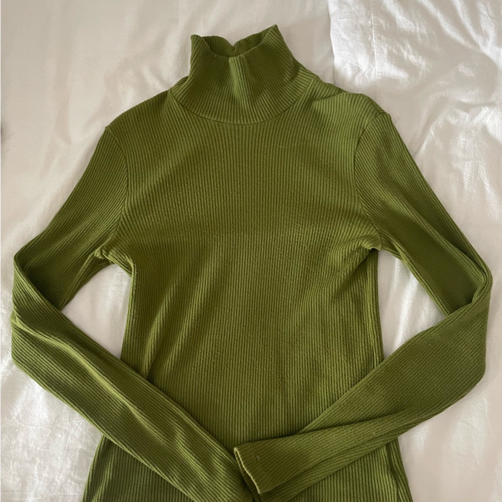 Lacausa ribbed turtleneck